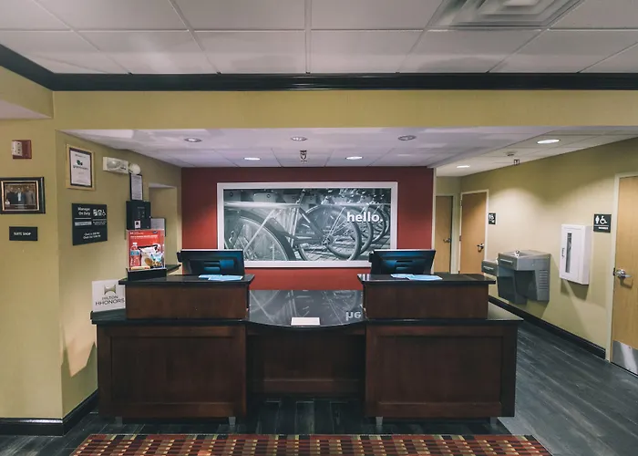 Hotel Hampton Tallahassee-central