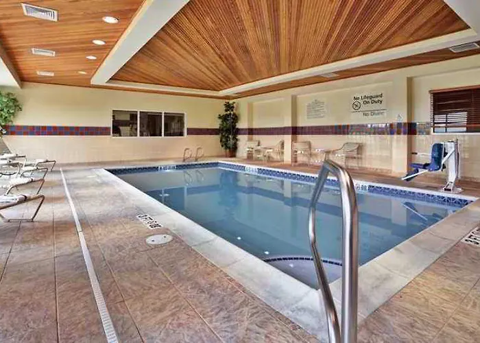 Hotel Hampton Tallahassee-central 3*